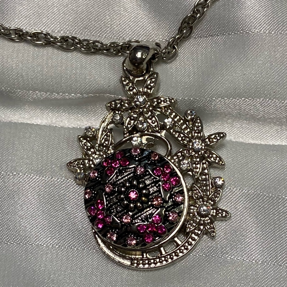 listing-status-banner